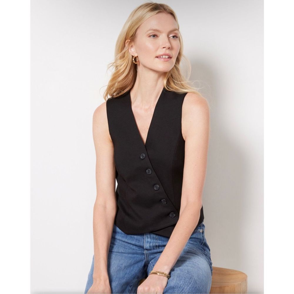 Evereve Cora Asymmetrical Vest